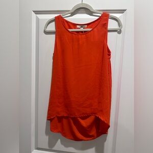 New sleeveless top perfect for summer